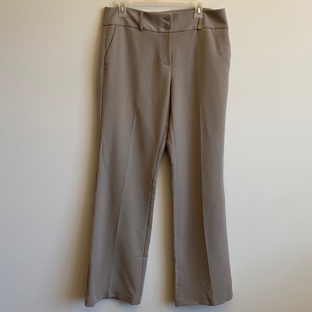 NWOT Beige Anne Klein trousers.